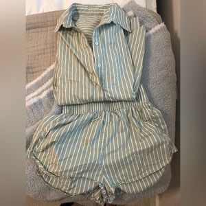 Daily drills green stripe set, size small